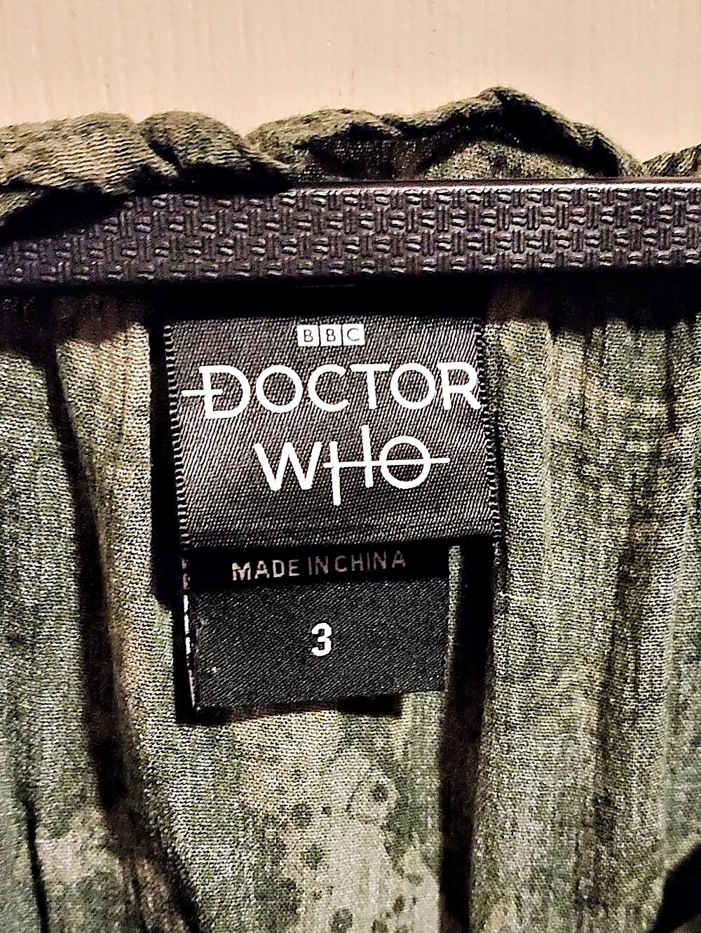 Torrid/universal monsters/doctor who set of 3 peasant blouses - Picture 4 of 11